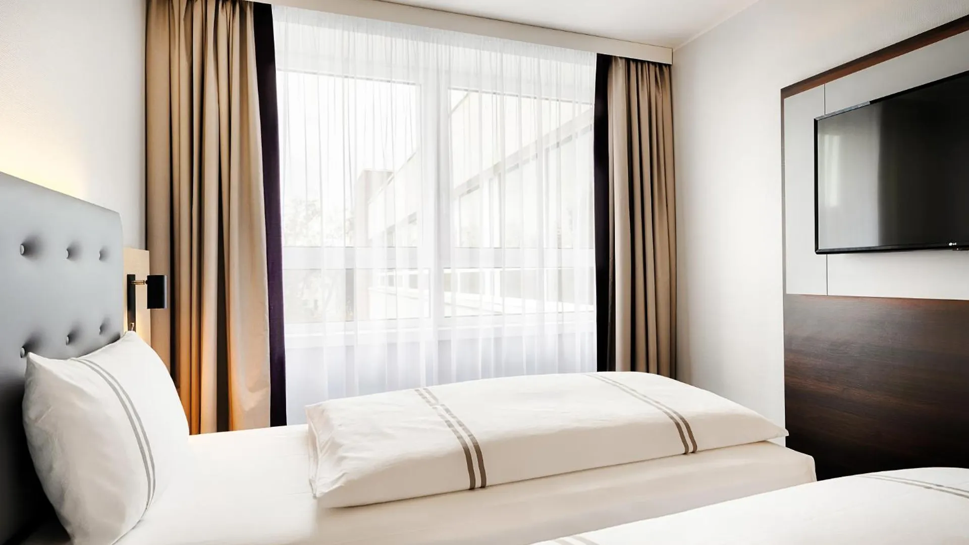 Premier Inn Berlin City Sued Hotel