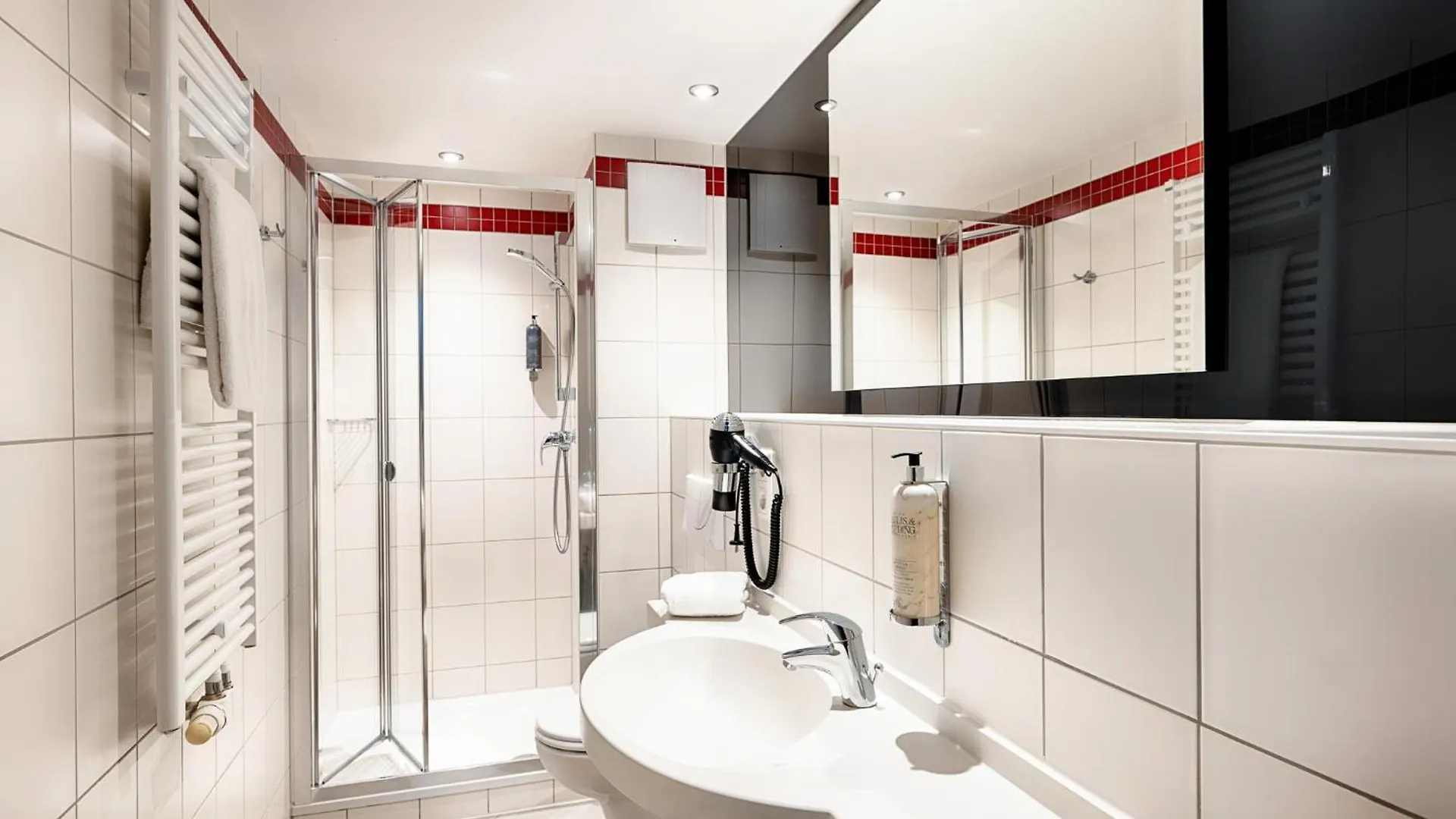 *** Hotel Premier Inn Berlin City Sued Germany